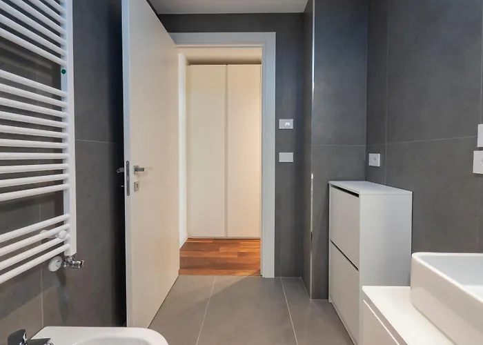 Modern Two-room In Corso Buenos Aires * Milán